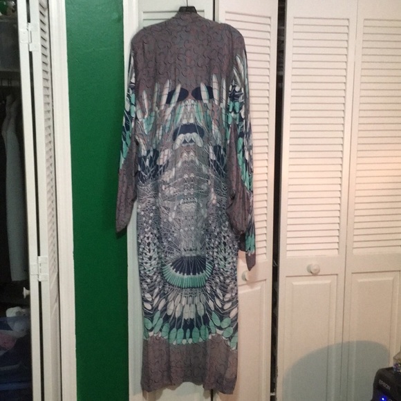 BCBG Tildie Kimono - Picture 10 of 11
